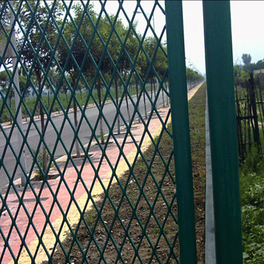 钢板网护栏